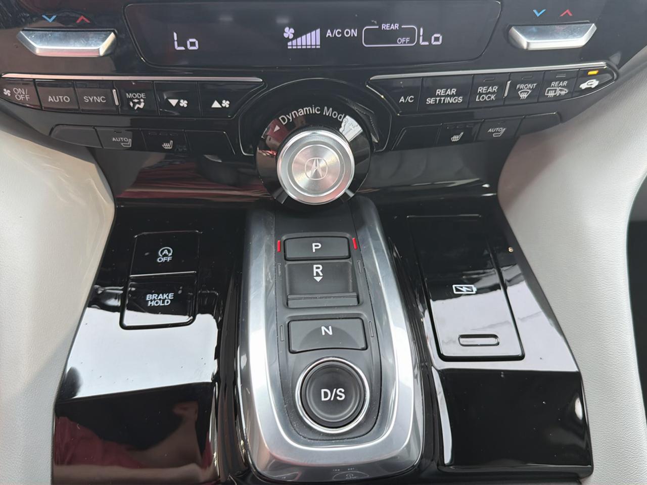 Acura MDX SH-AWD w/Technology Package 2023