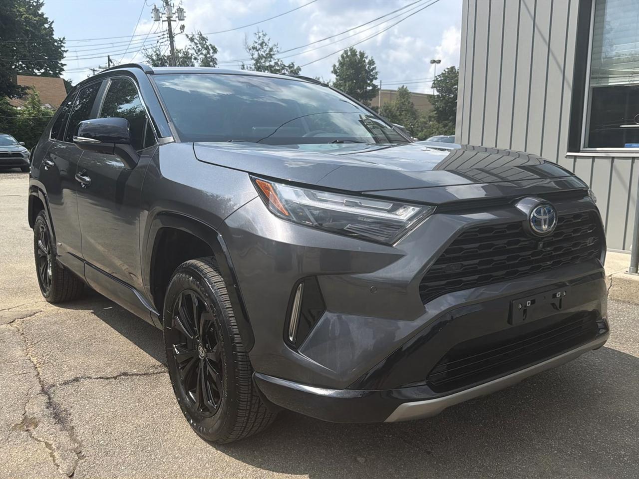 Toyota RAV4 Hybrid XSE AWD (Natl) 2023