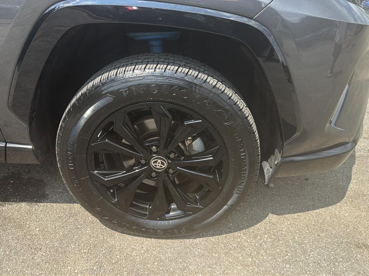 Toyota RAV4 Hybrid XSE AWD (Natl) 2023