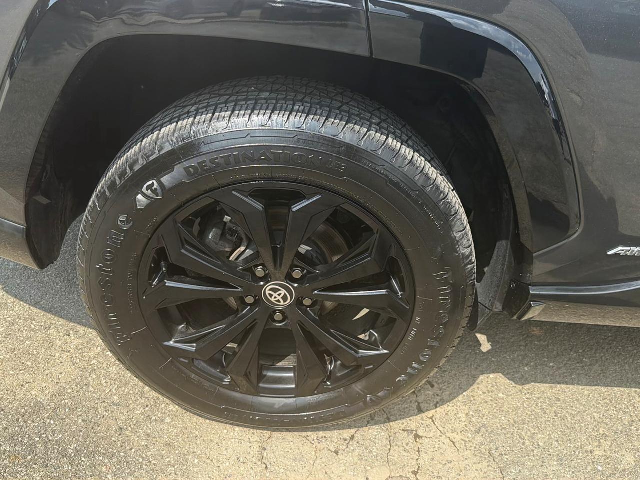 Toyota RAV4 Hybrid XSE AWD (Natl) 2023