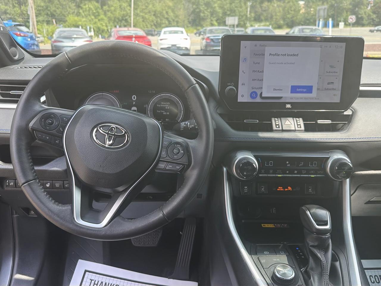 Toyota RAV4 Hybrid XSE AWD (Natl) 2023