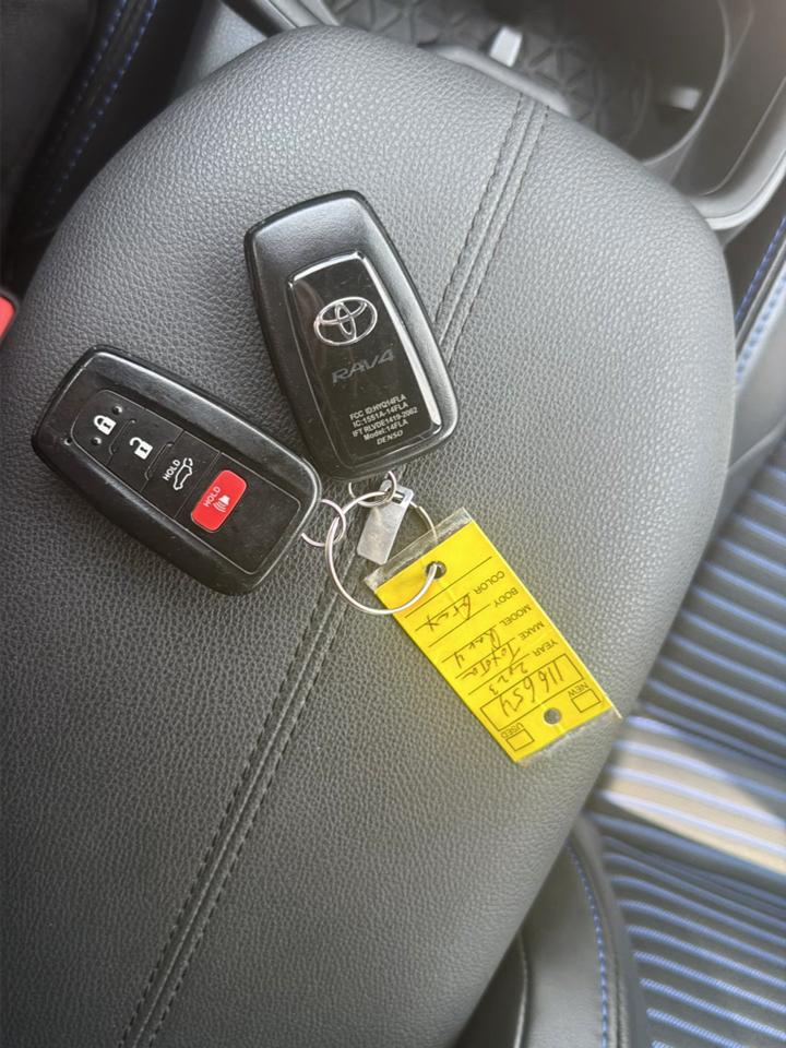 Toyota RAV4 Hybrid XSE AWD (Natl) 2023