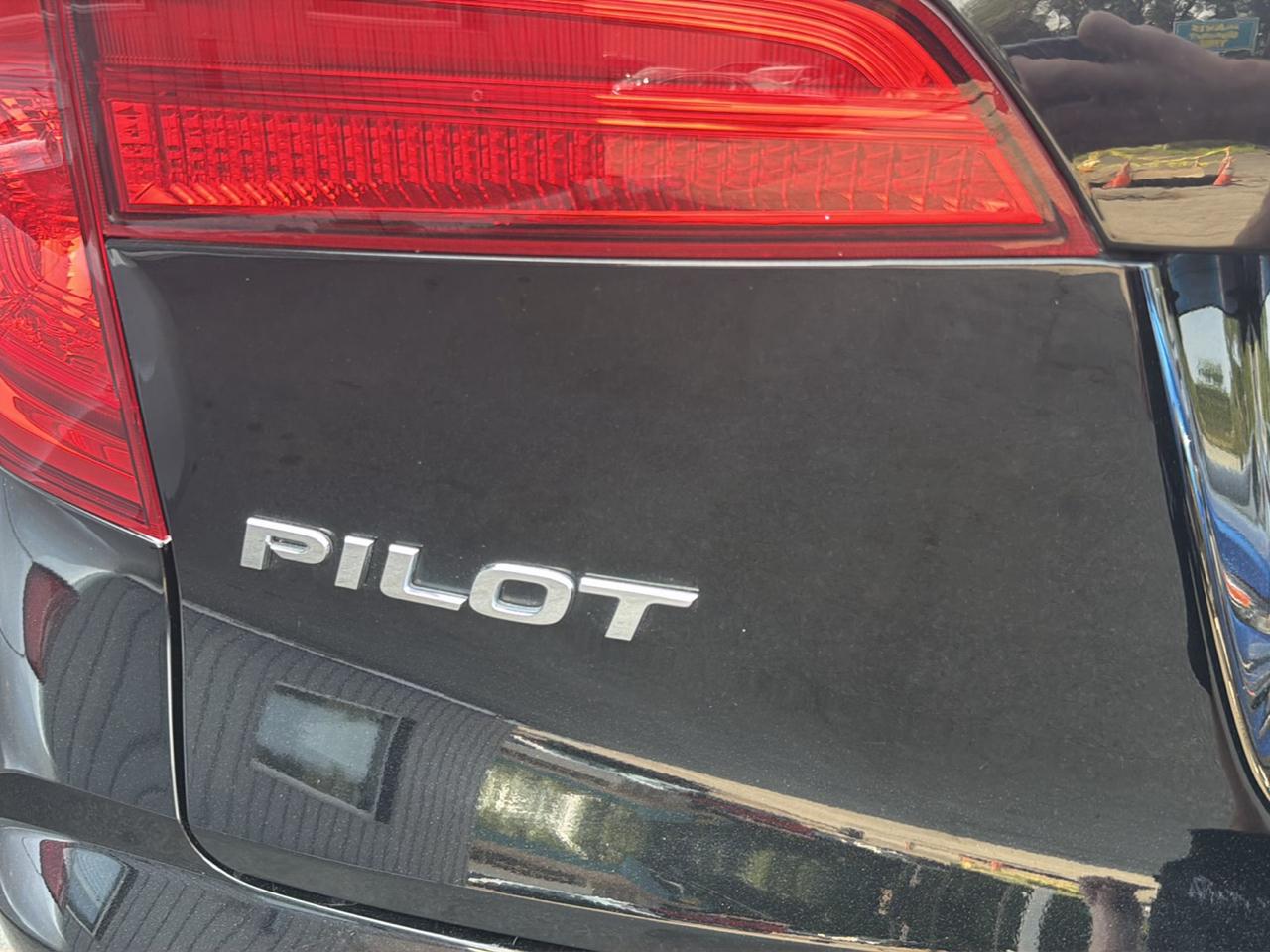 Honda Pilot EX-L w/Navigation AWD 2017