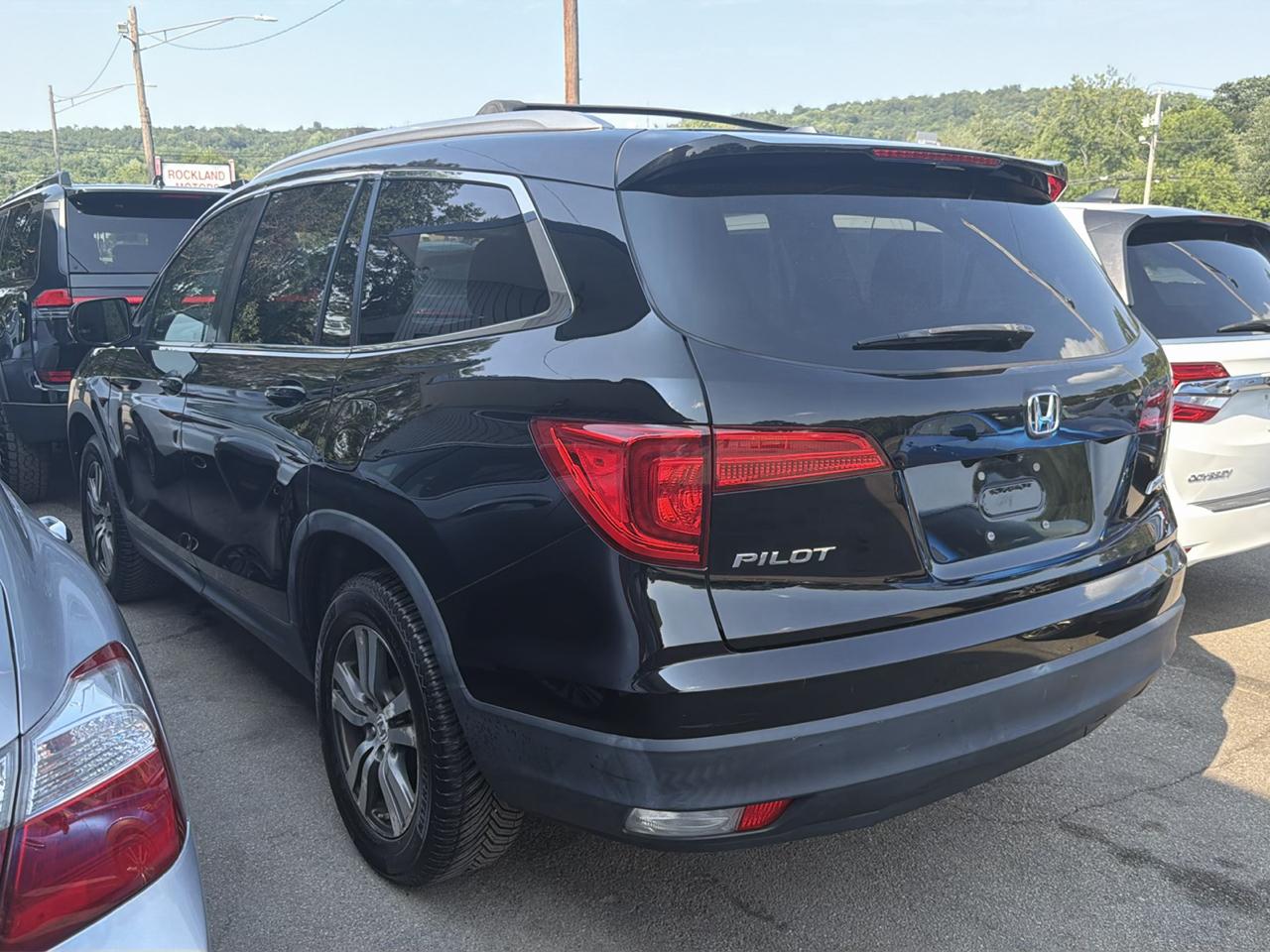 Honda Pilot EX-L w/Navigation AWD 2017