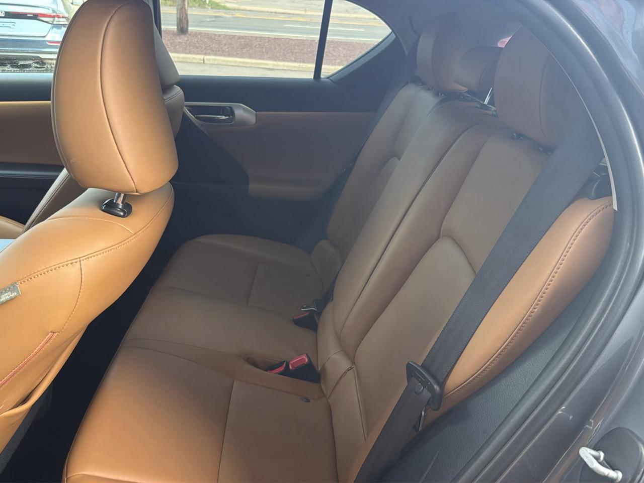 Lexus CT 200h 5dr Sdn Hybrid 2013