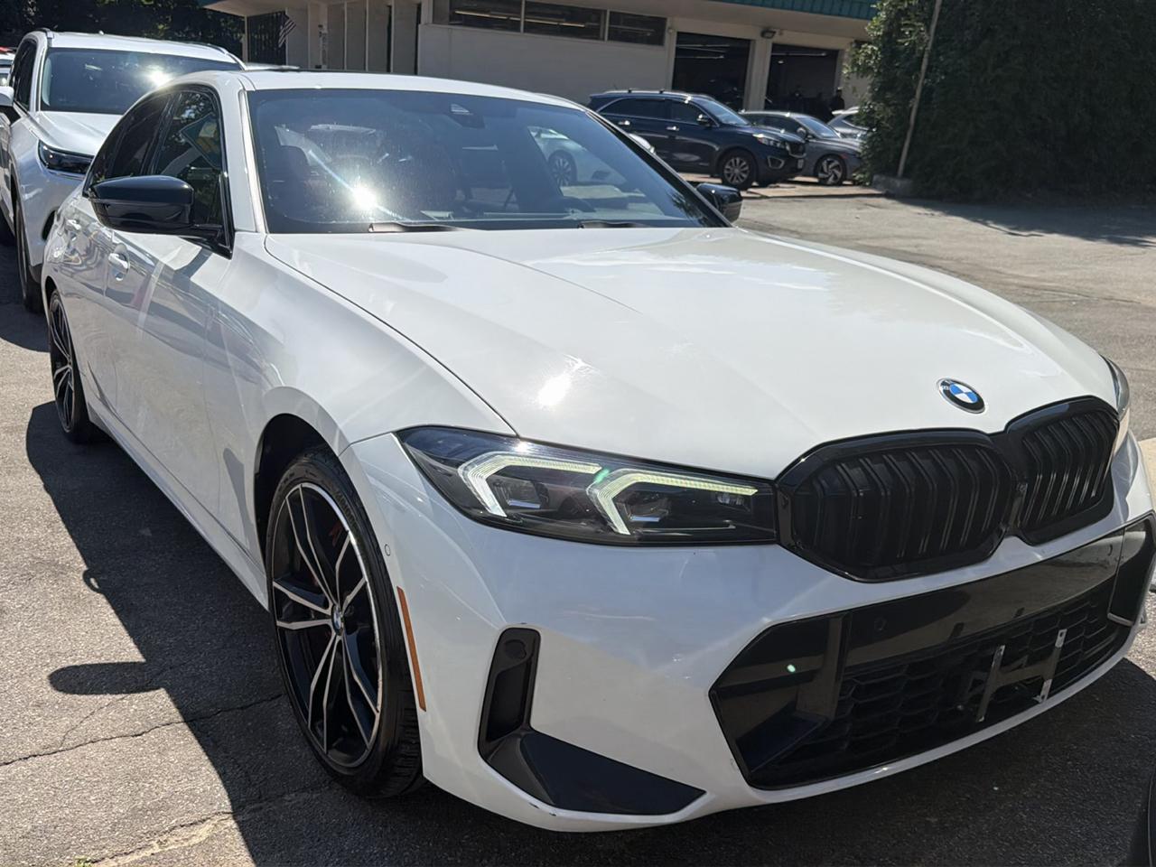 BMW 3 Series 330i xDrive Sedan 2023