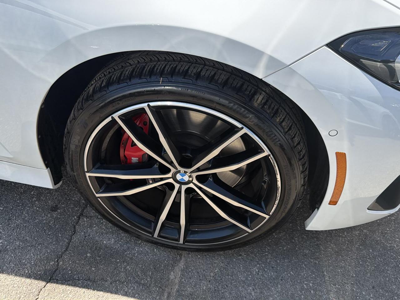 BMW 3 Series 330i xDrive Sedan 2023