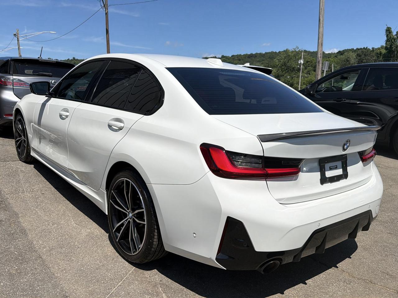 BMW 3 Series 330i xDrive Sedan 2023