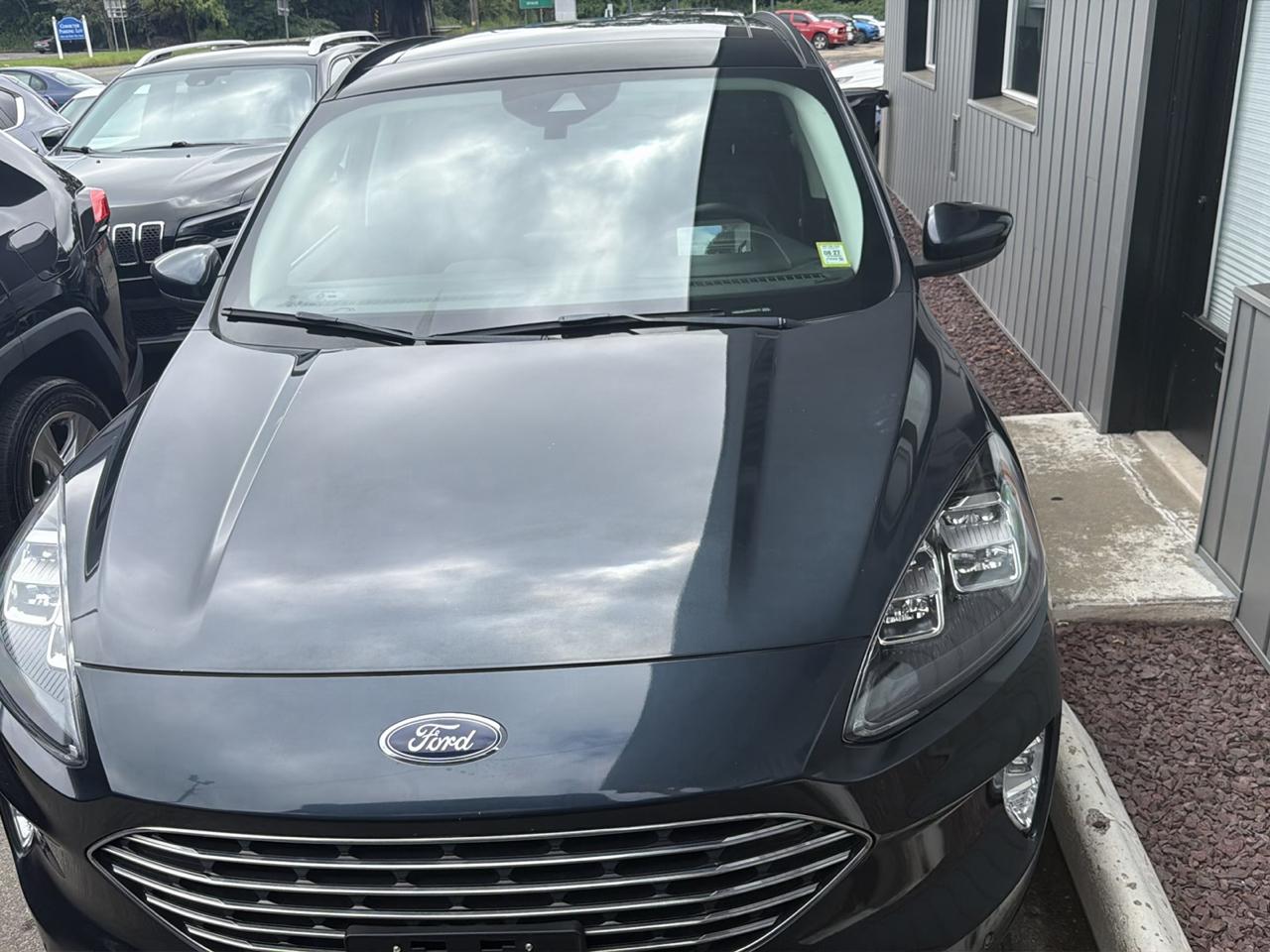Ford Escape Titanium Plug-In Hybrid FWD 2022