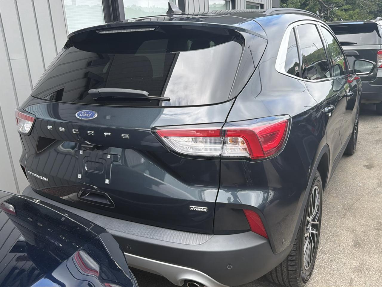 Ford Escape Titanium Plug-In Hybrid FWD 2022