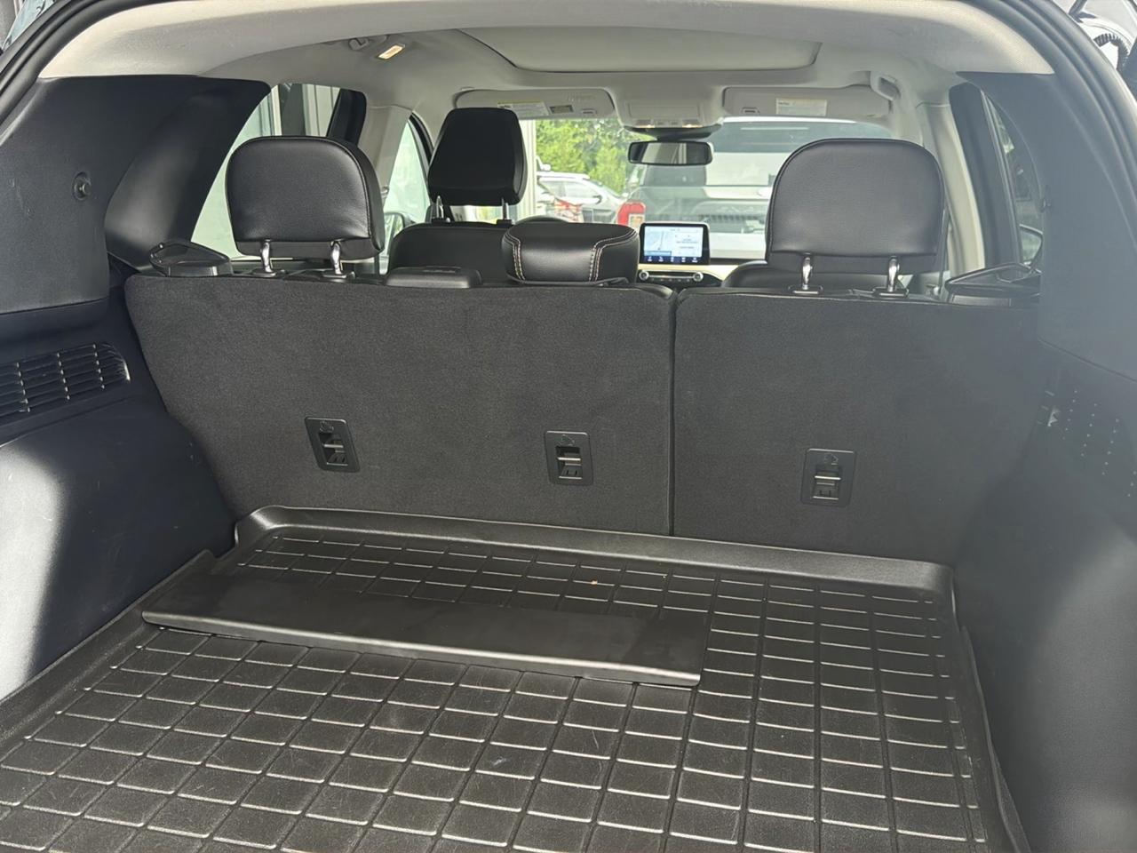 Ford Escape Titanium Plug-In Hybrid FWD 2022