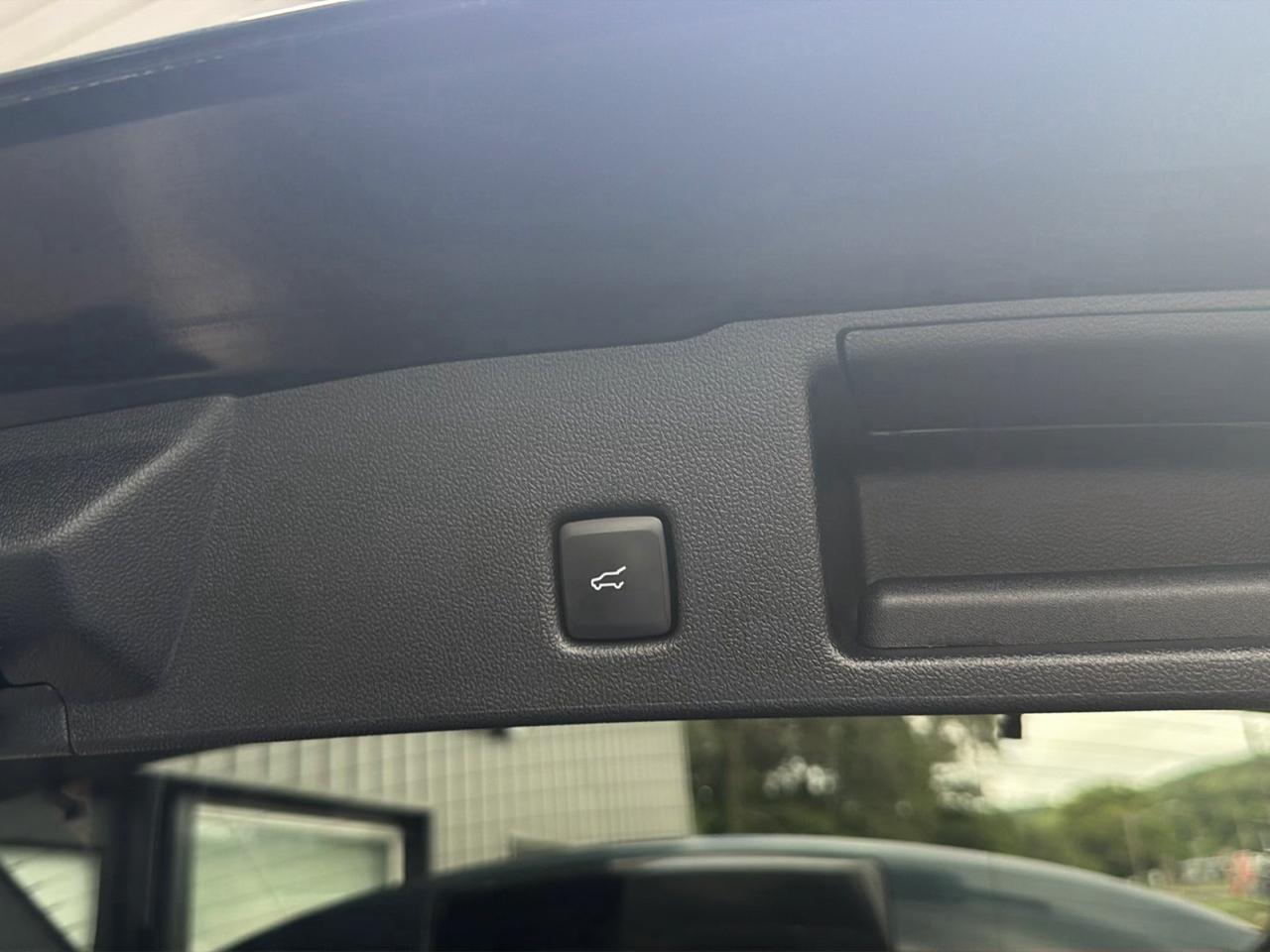 Ford Escape Titanium Plug-In Hybrid FWD 2022