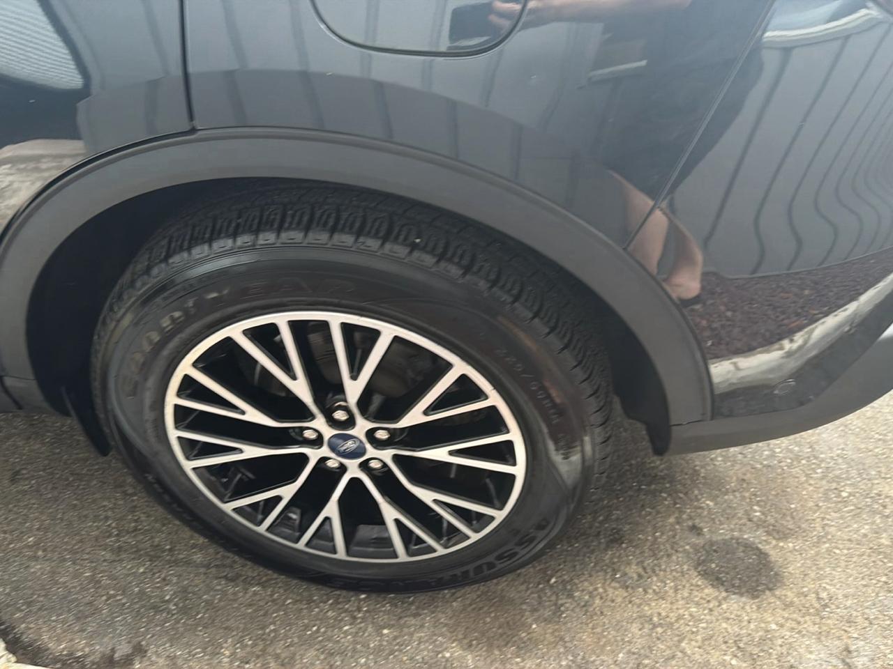 Ford Escape Titanium Plug-In Hybrid FWD 2022