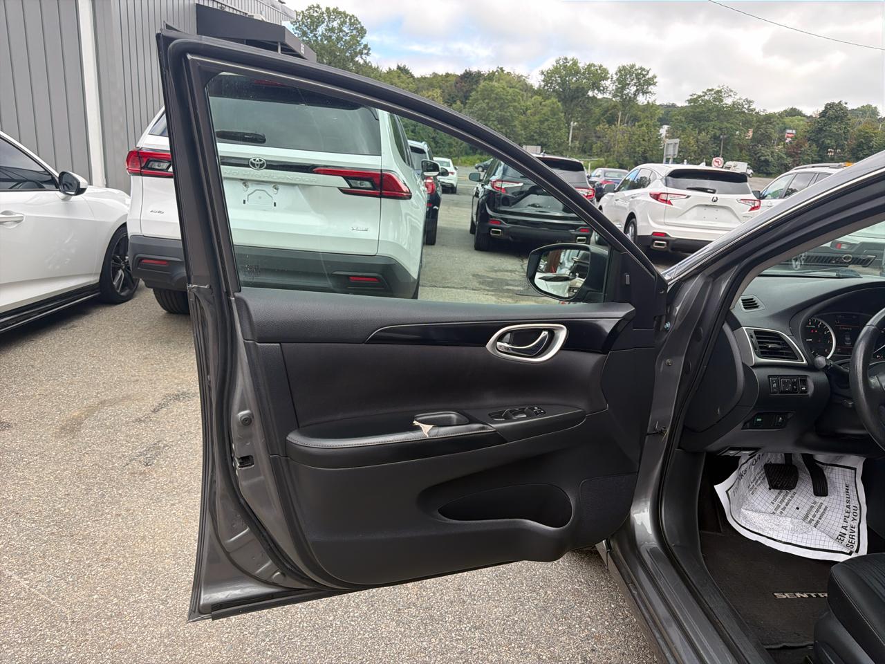 Nissan Sentra SV CVT *Ltd Avail* 2019