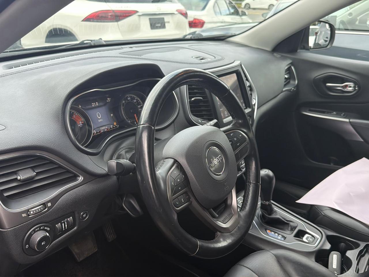 Jeep Cherokee Latitude Lux 4x4 2021