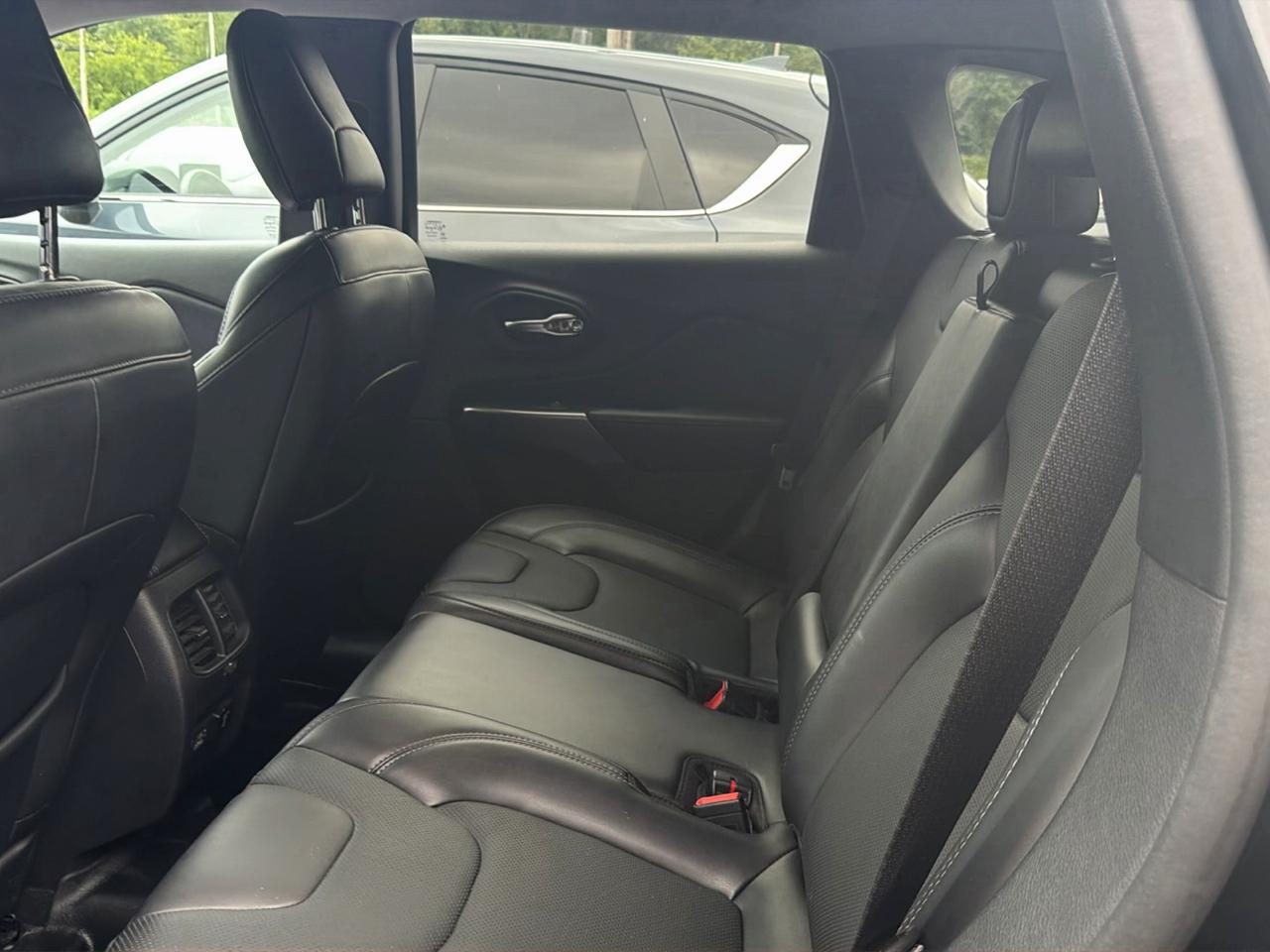 Jeep Cherokee Latitude Lux 4x4 2021