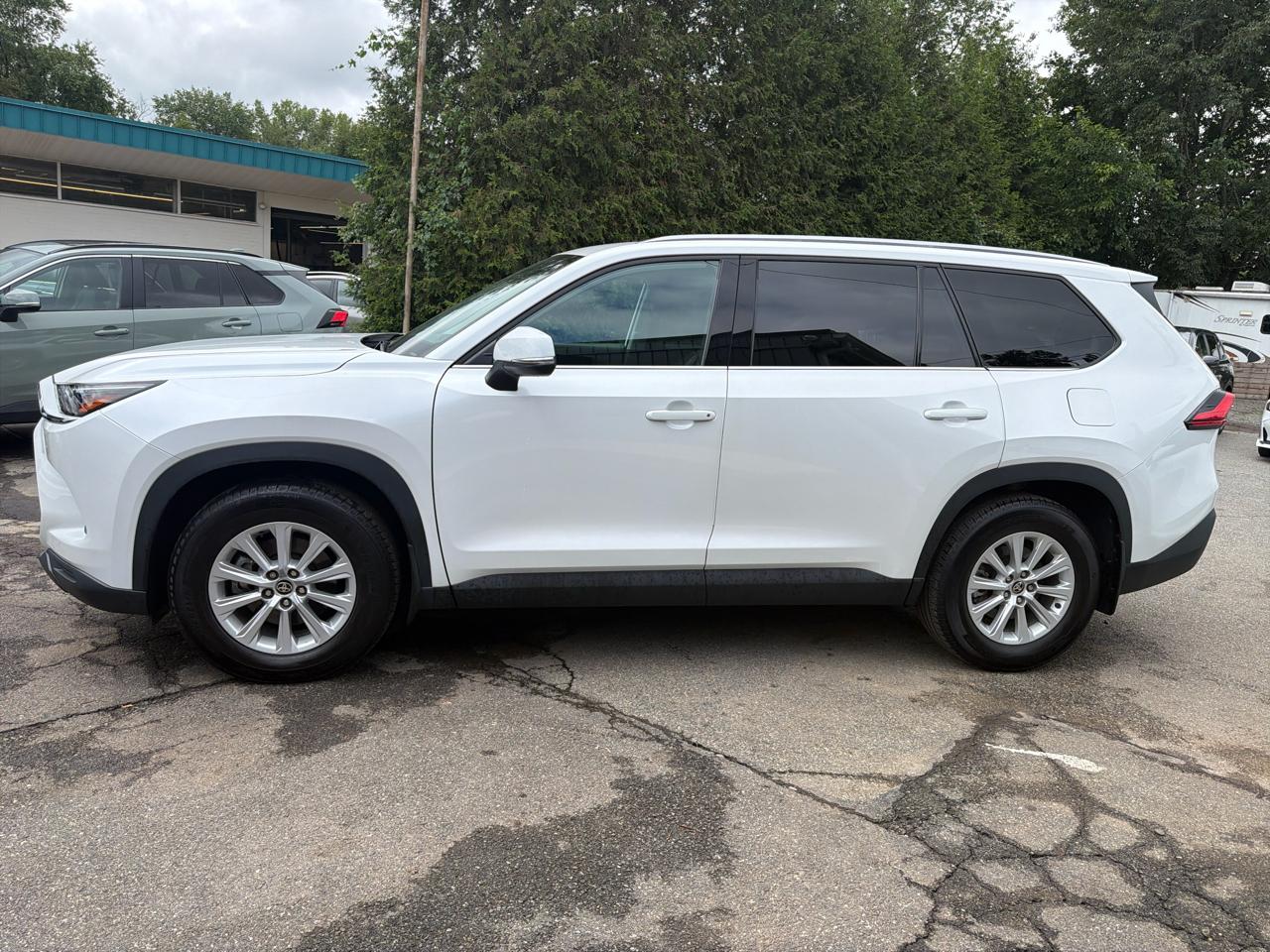 Toyota Grand Highlander Platinum AWD (Natl) 2024