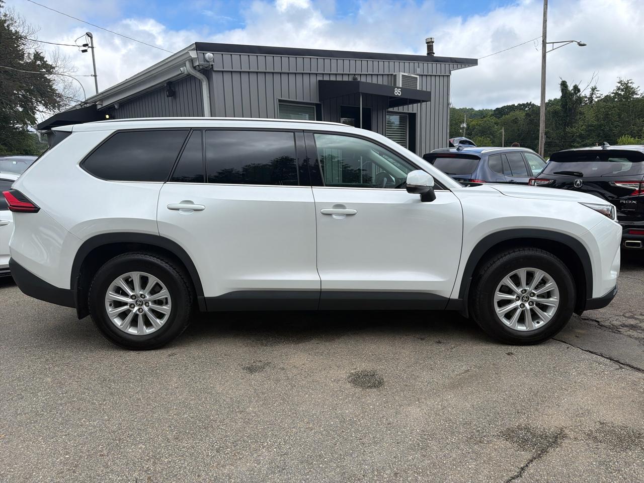 Toyota Grand Highlander Platinum AWD (Natl) 2024