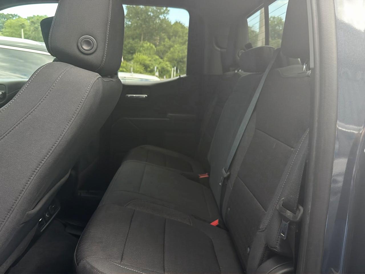 Chevrolet Silverado 1500 4WD Double Cab 147" LT 2020