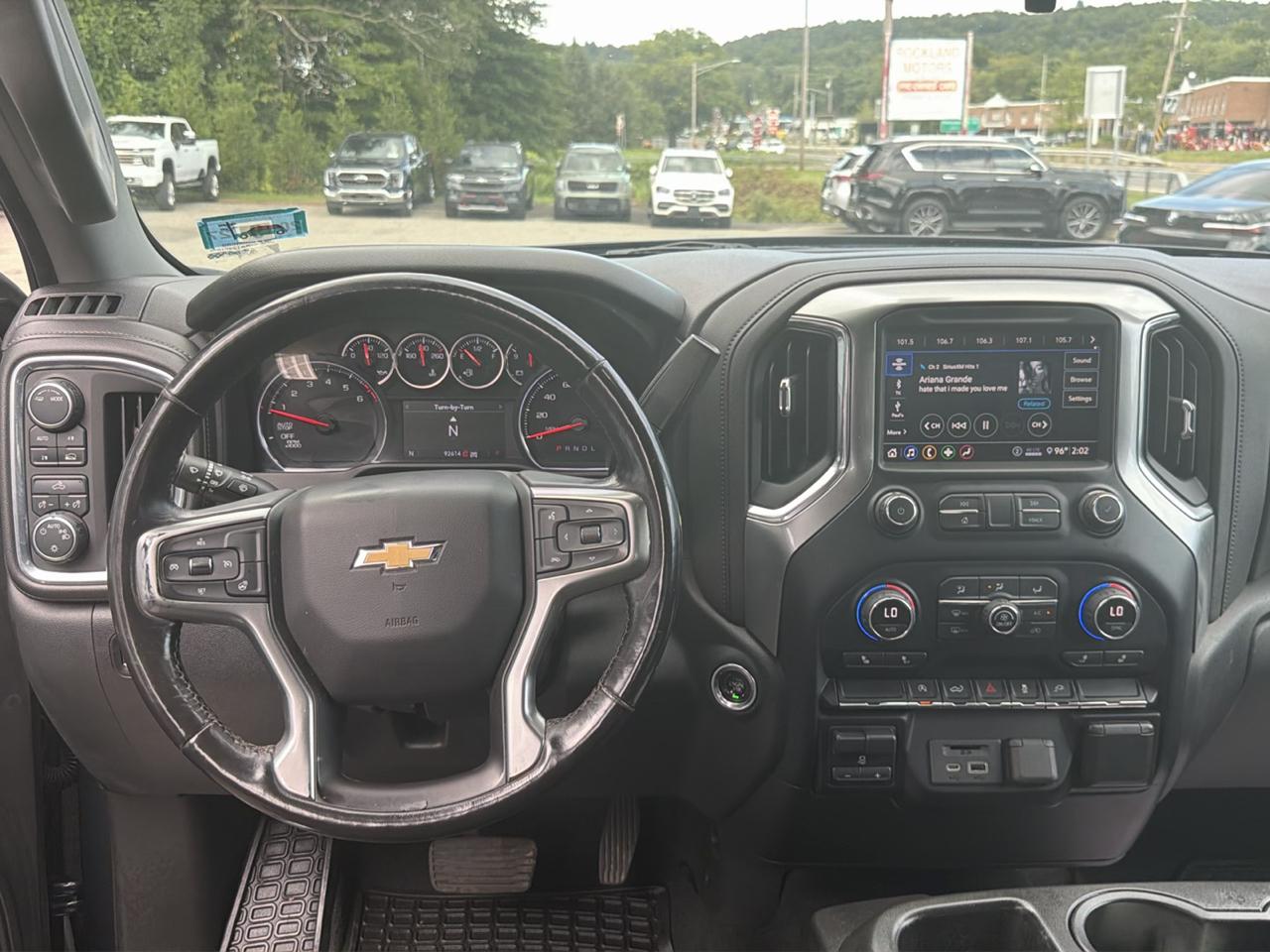 Chevrolet Silverado 1500 4WD Double Cab 147" LT 2020