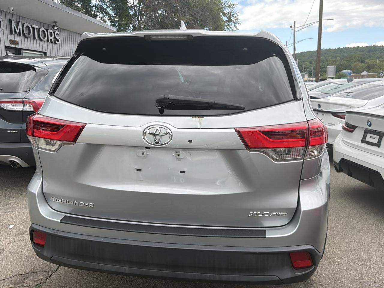 Toyota Highlander XLE V6 AWD (Natl) 2017