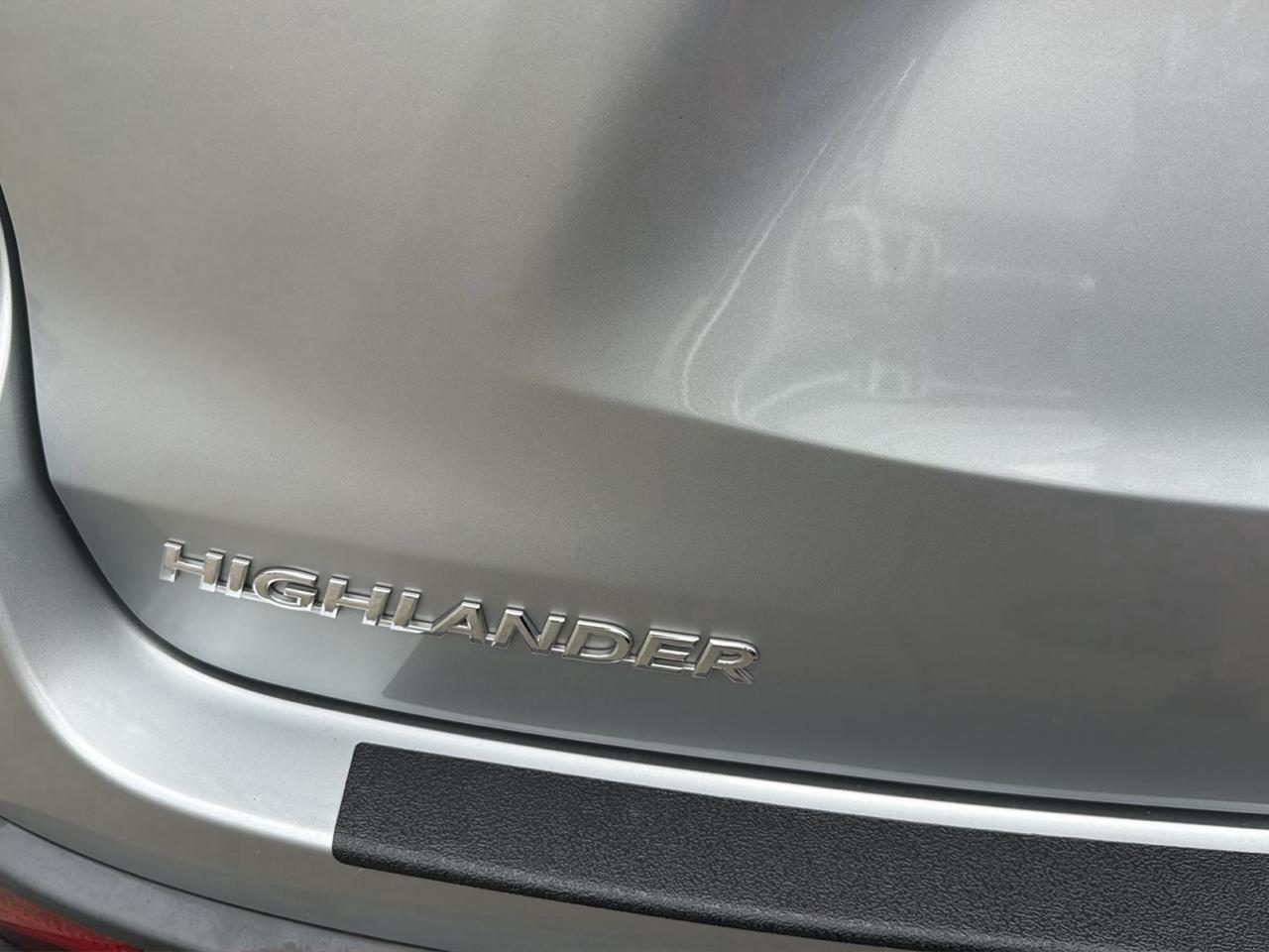 Toyota Highlander XLE V6 AWD (Natl) 2017
