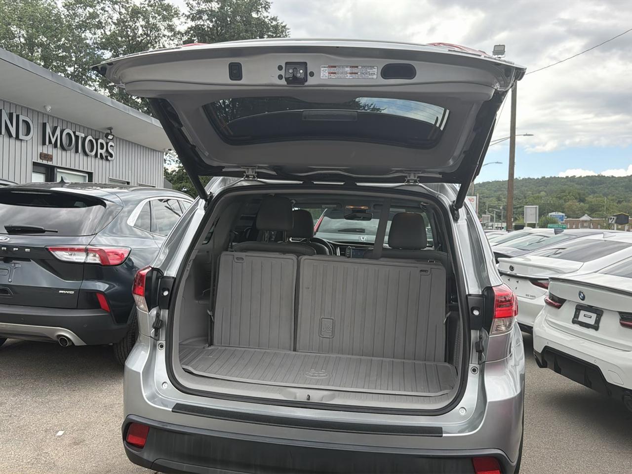 Toyota Highlander XLE V6 AWD (Natl) 2017