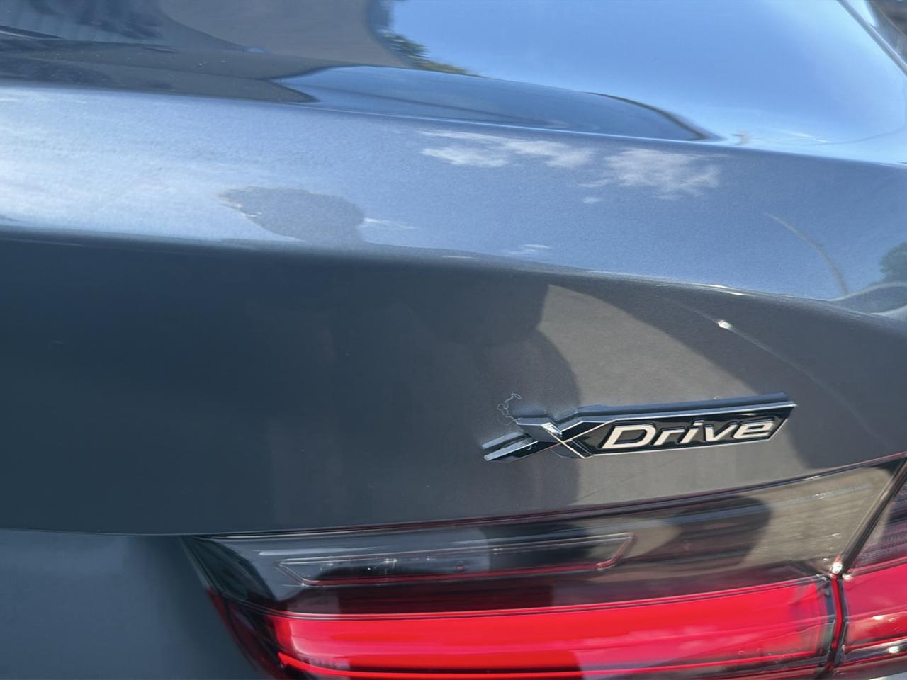 BMW 3 Series 330i xDrive Sedan 2024