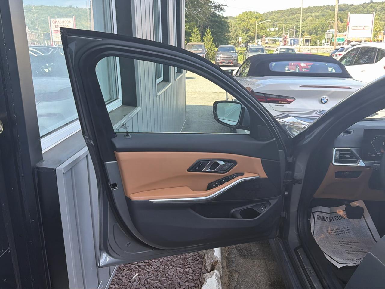 BMW 3 Series 330i xDrive Sedan 2024