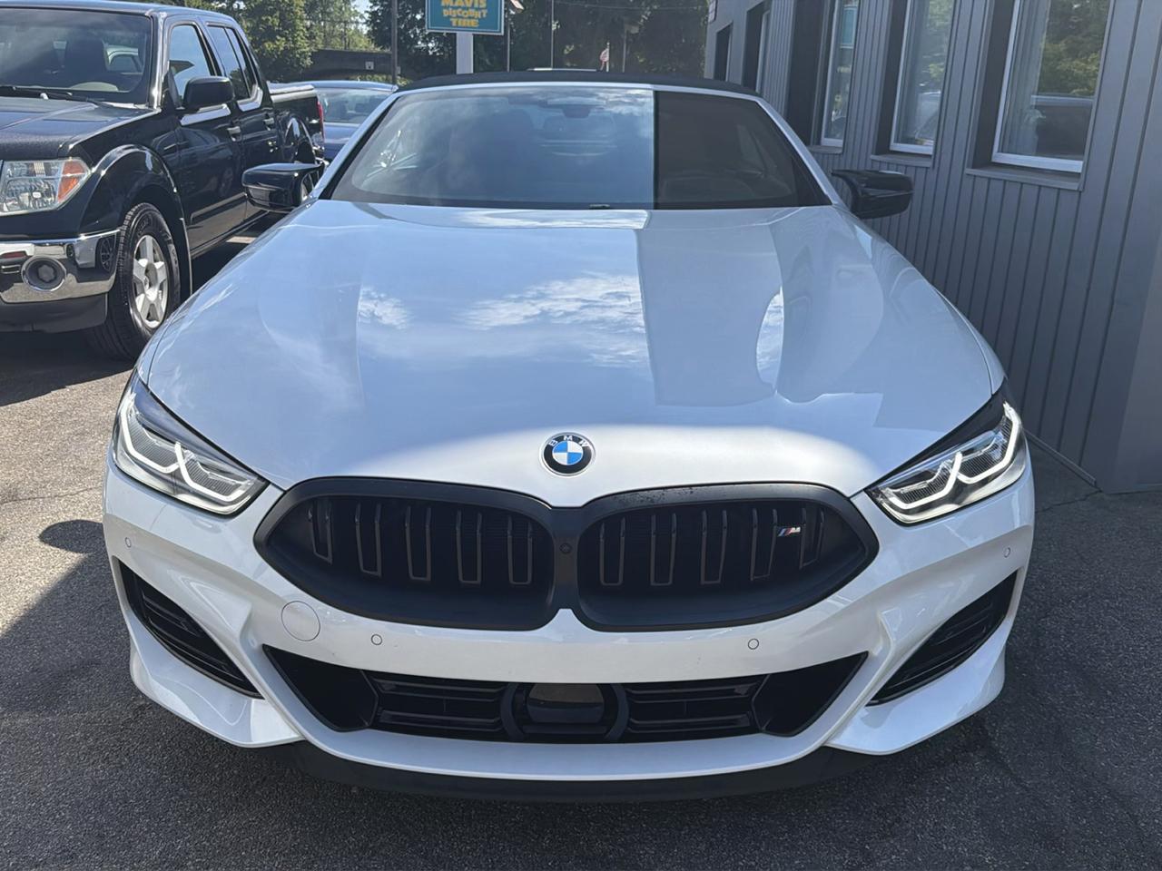 BMW 8 Series M850i xDrive Convertible 2024