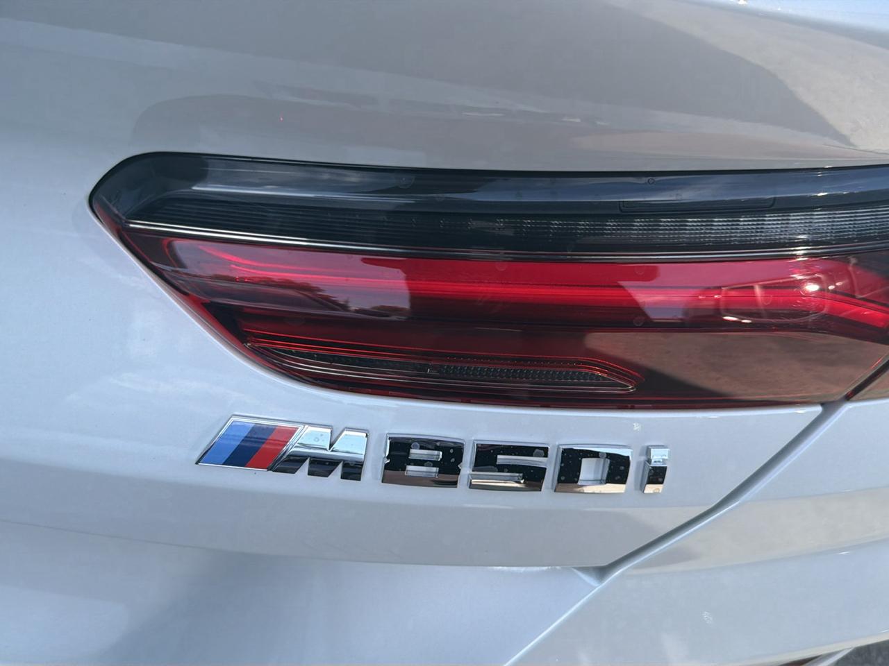 BMW 8 Series M850i xDrive Convertible 2024