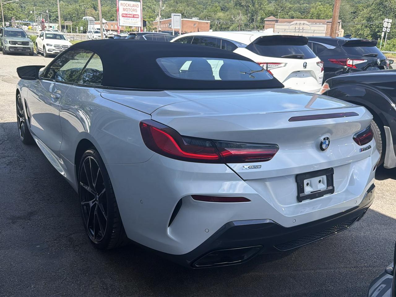 BMW 8 Series M850i xDrive Convertible 2024
