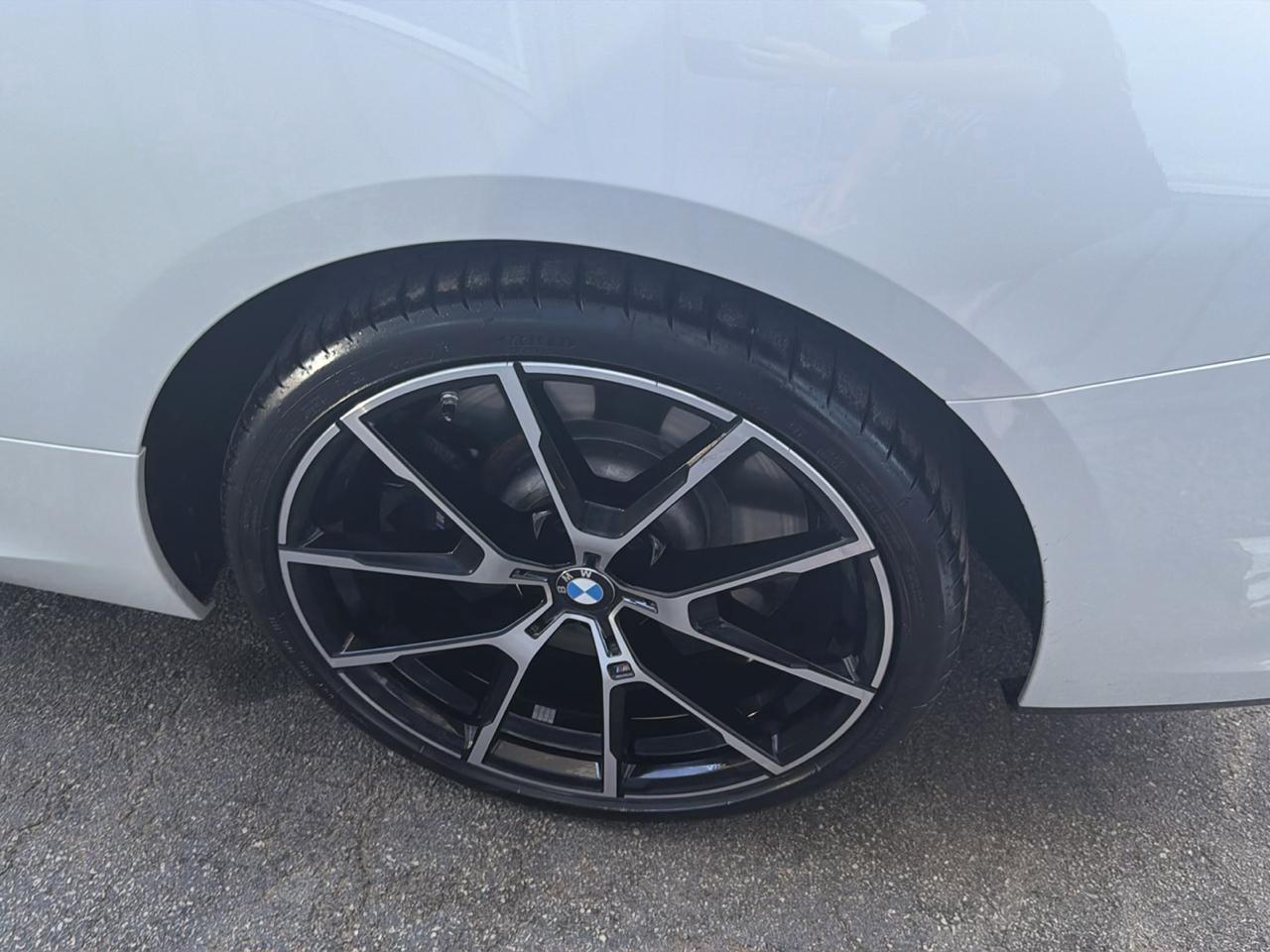 BMW 8 Series M850i xDrive Convertible 2024