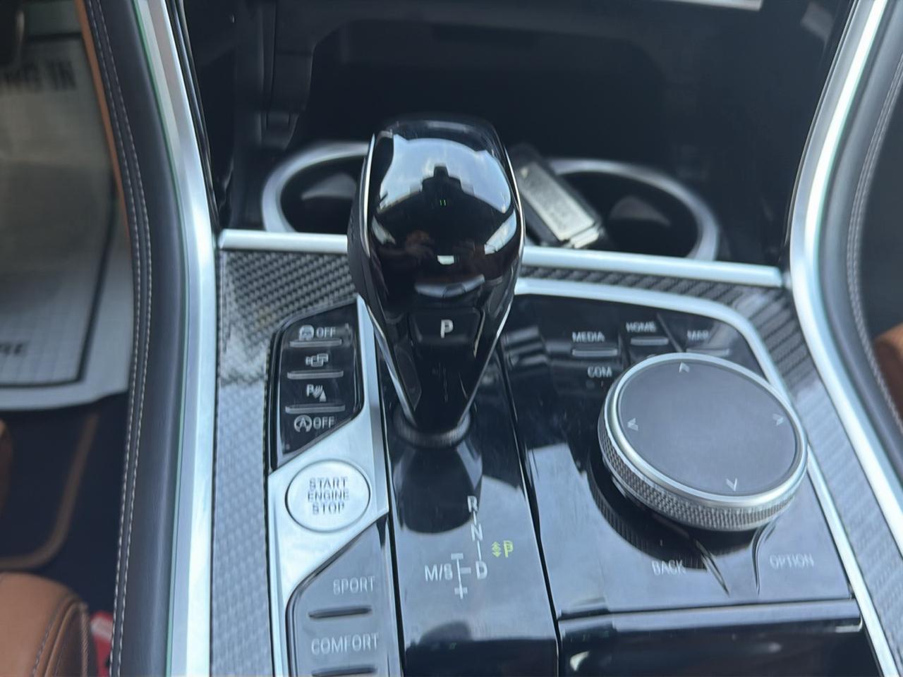 BMW 8 Series M850i xDrive Convertible 2024