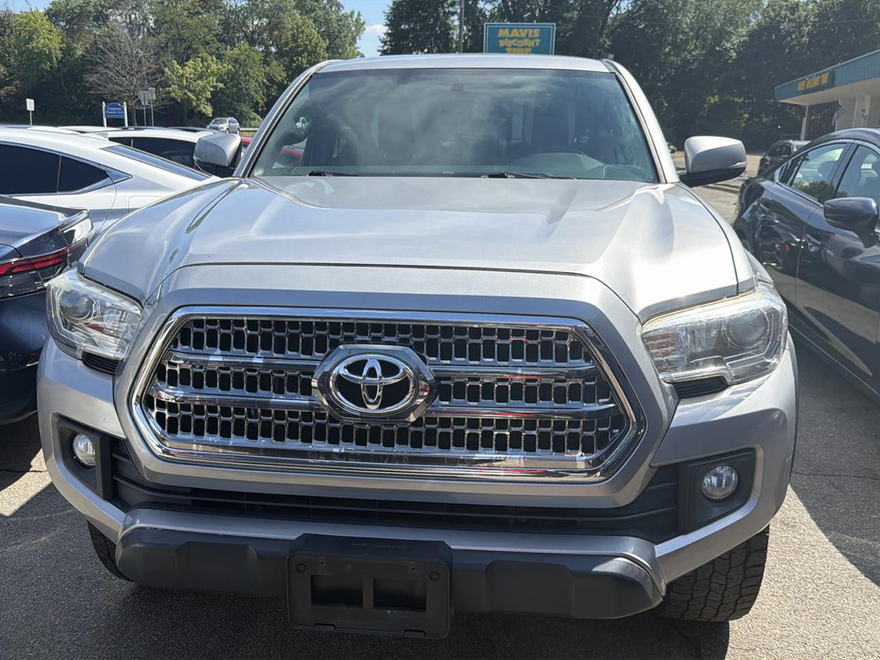 Toyota Tacoma 4WD Double Cab V6 MT TRD Off Road (Natl) 2016