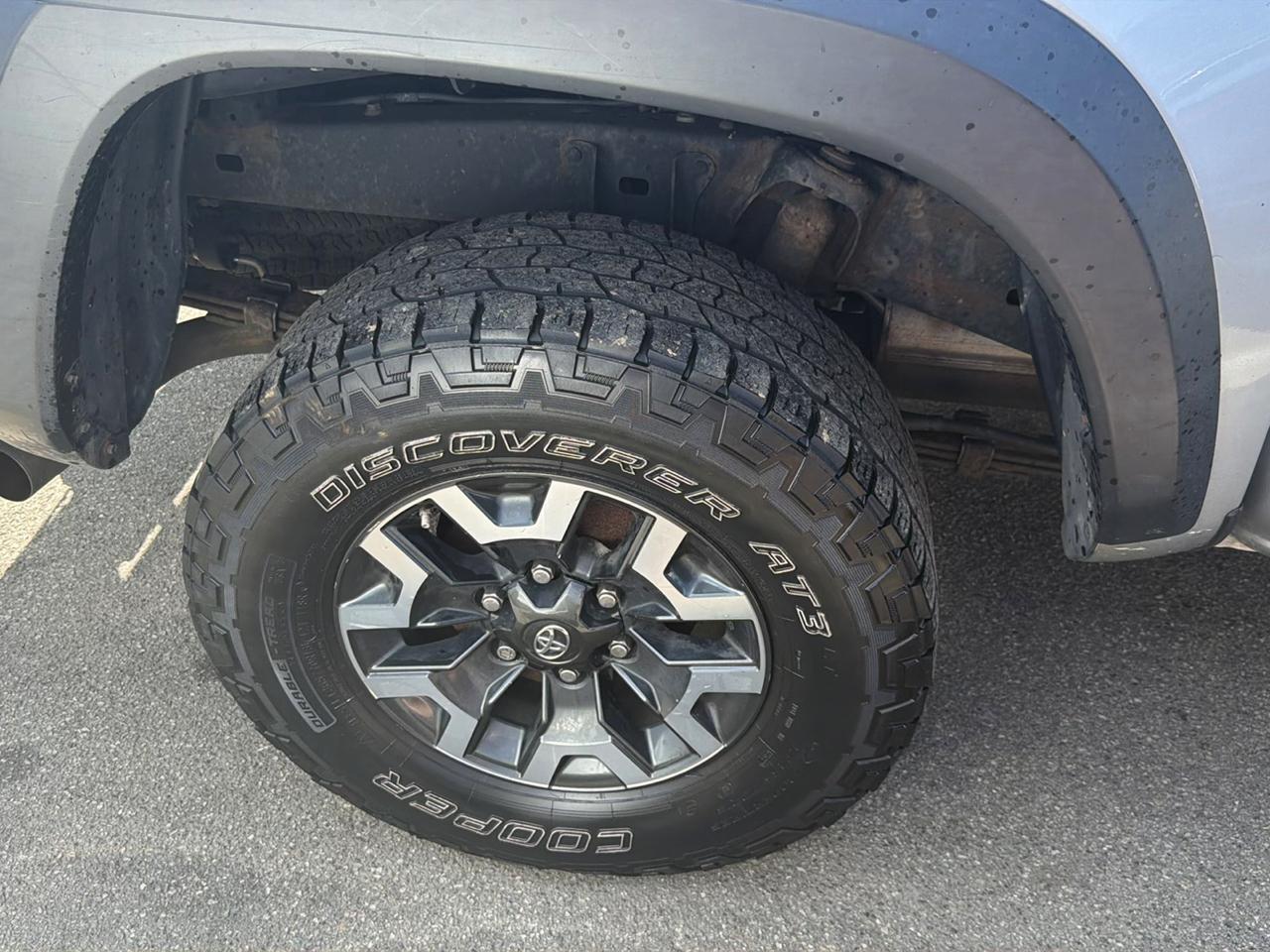 Toyota Tacoma 4WD Double Cab V6 MT TRD Off Road (Natl) 2016