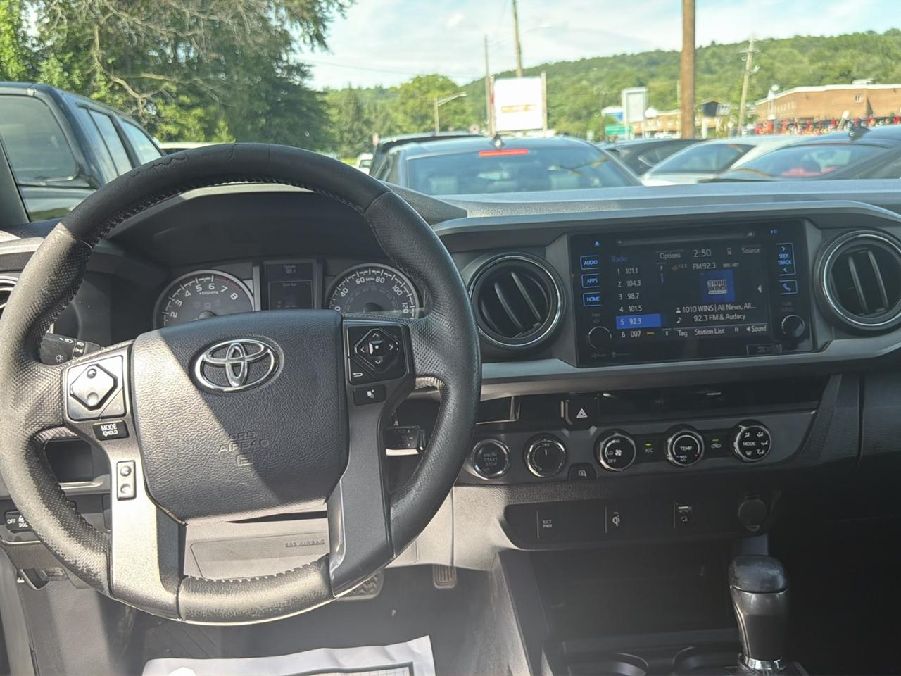 Toyota Tacoma 4WD Double Cab V6 MT TRD Off Road (Natl) 2016