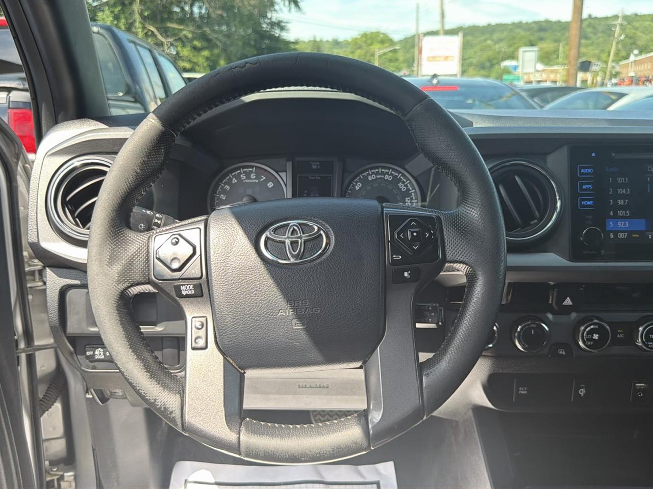 Toyota Tacoma 4WD Double Cab V6 MT TRD Off Road (Natl) 2016