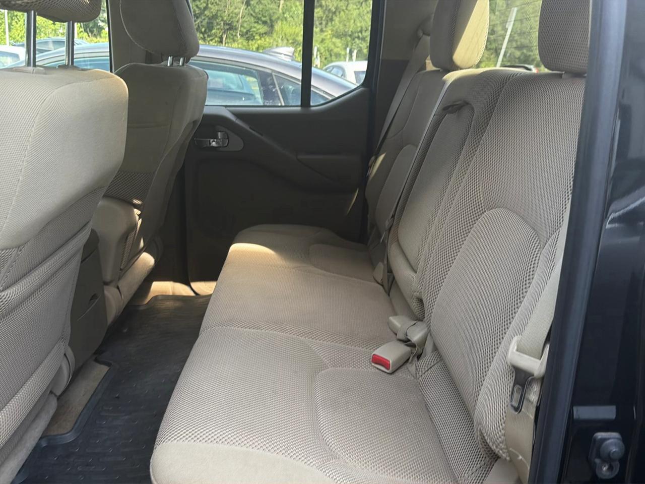 Nissan Frontier SE 2006