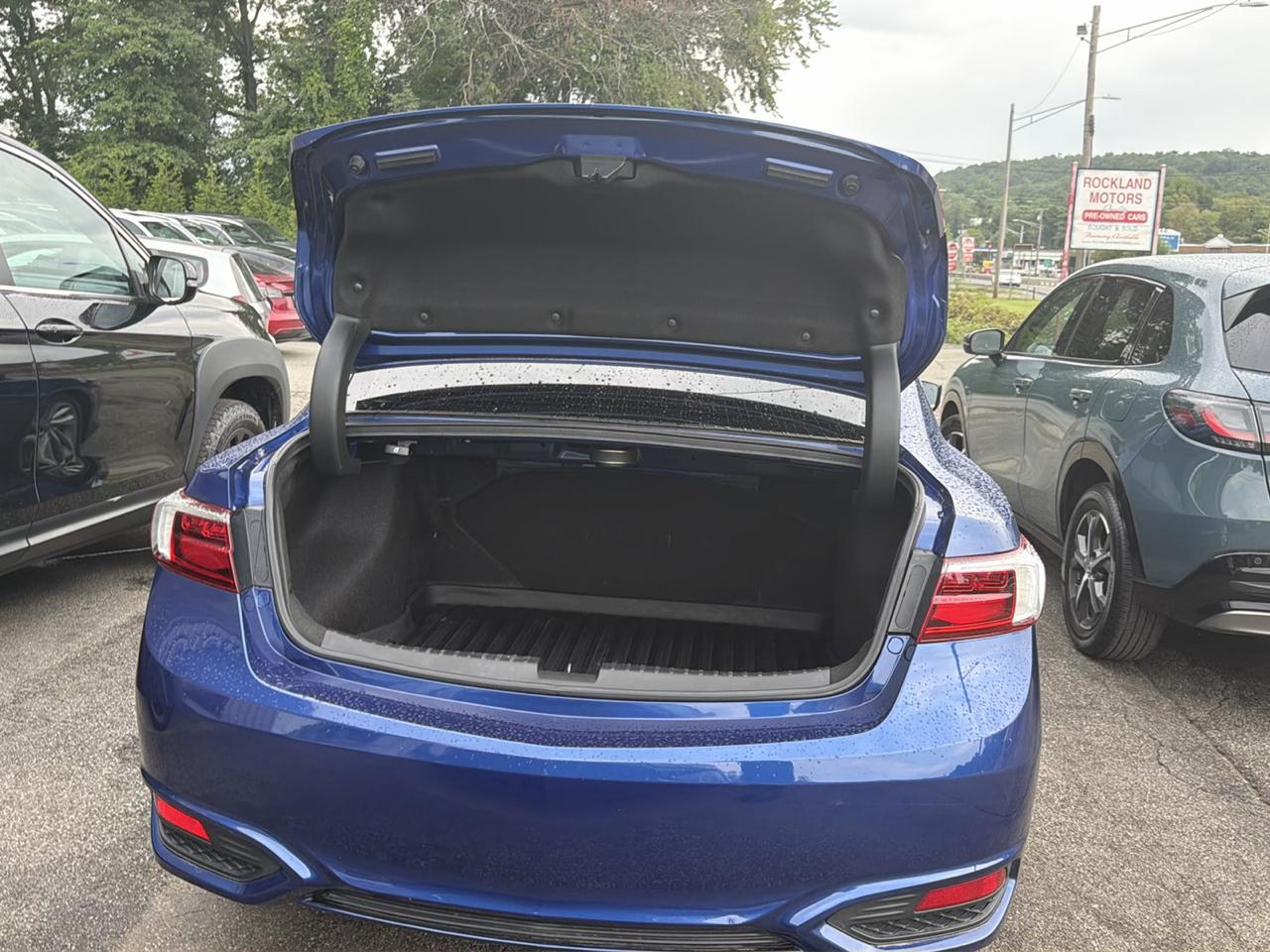 Acura ILX Sedan w/Technology Plus Pkg 2017