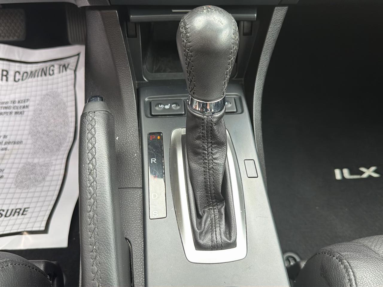 Acura ILX Sedan w/Technology Plus Pkg 2017
