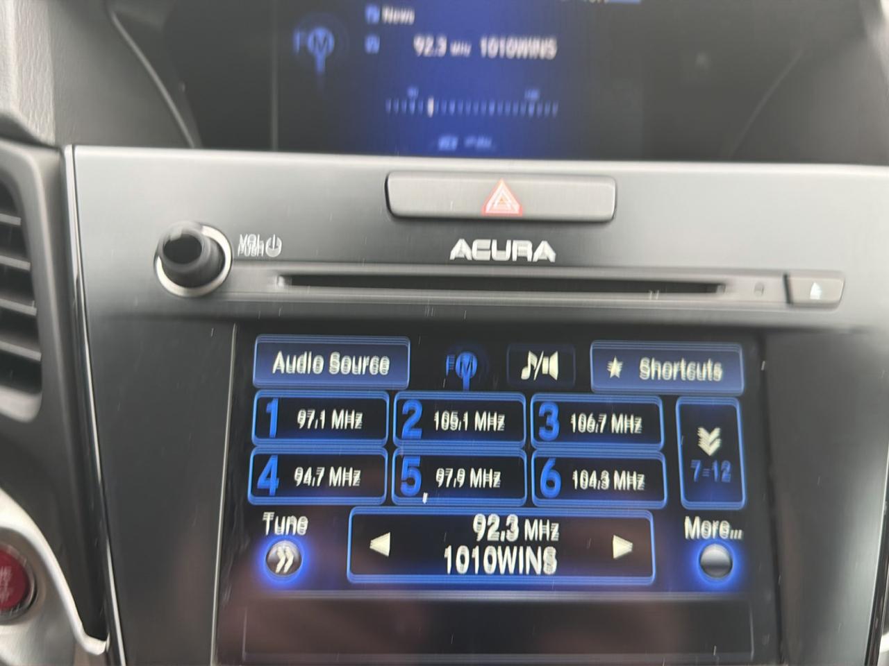 Acura ILX Sedan w/Technology Plus Pkg 2017