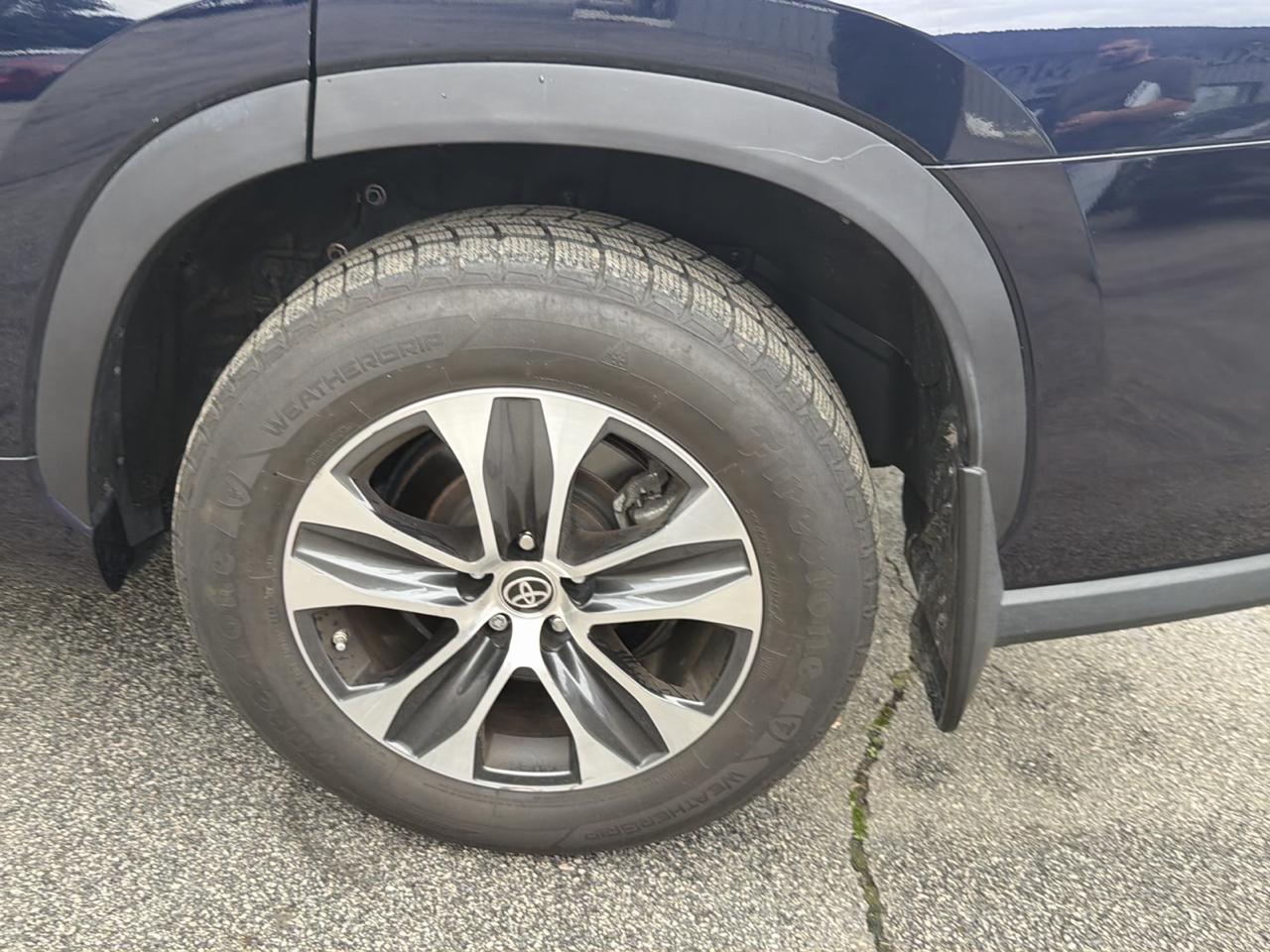 Toyota Highlander XLE AWD (Natl) 2021