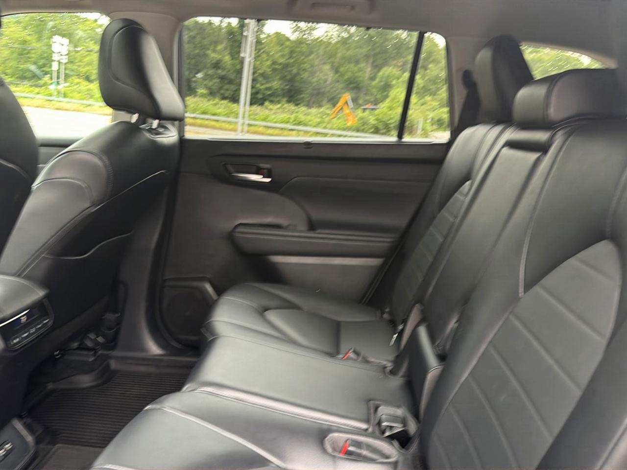 Toyota Highlander XLE AWD (Natl) 2021