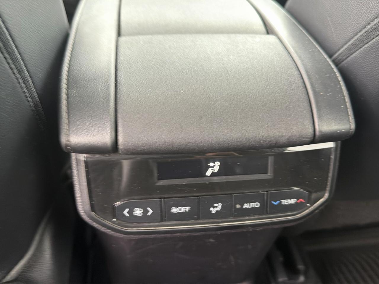 Toyota Highlander XLE AWD (Natl) 2021