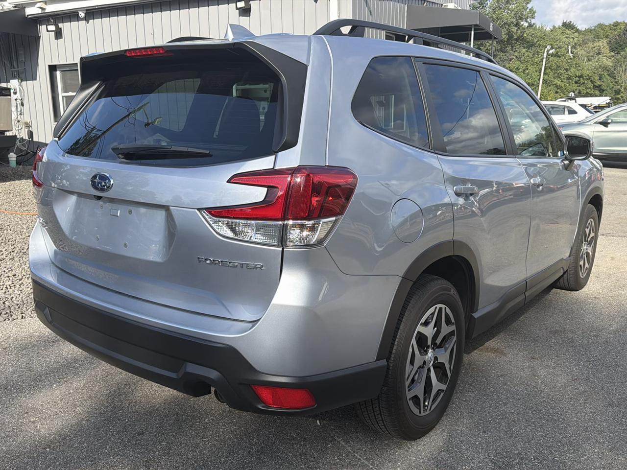 Subaru Forester Premium CVT 2023