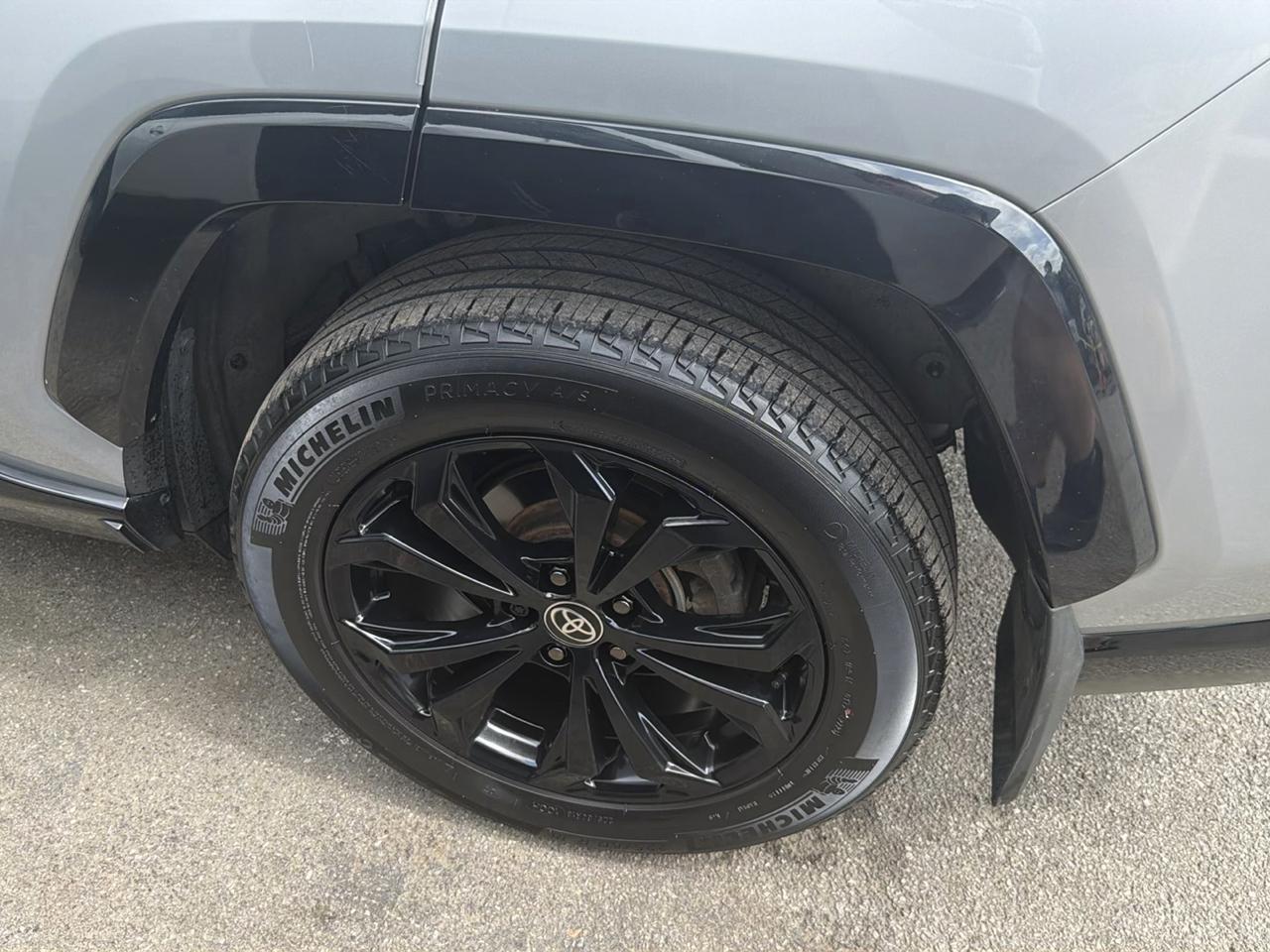 Toyota RAV4 Hybrid XSE AWD (Natl) 2023