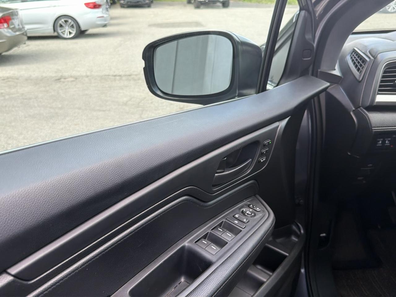 Honda Odyssey EX-L Auto 2024