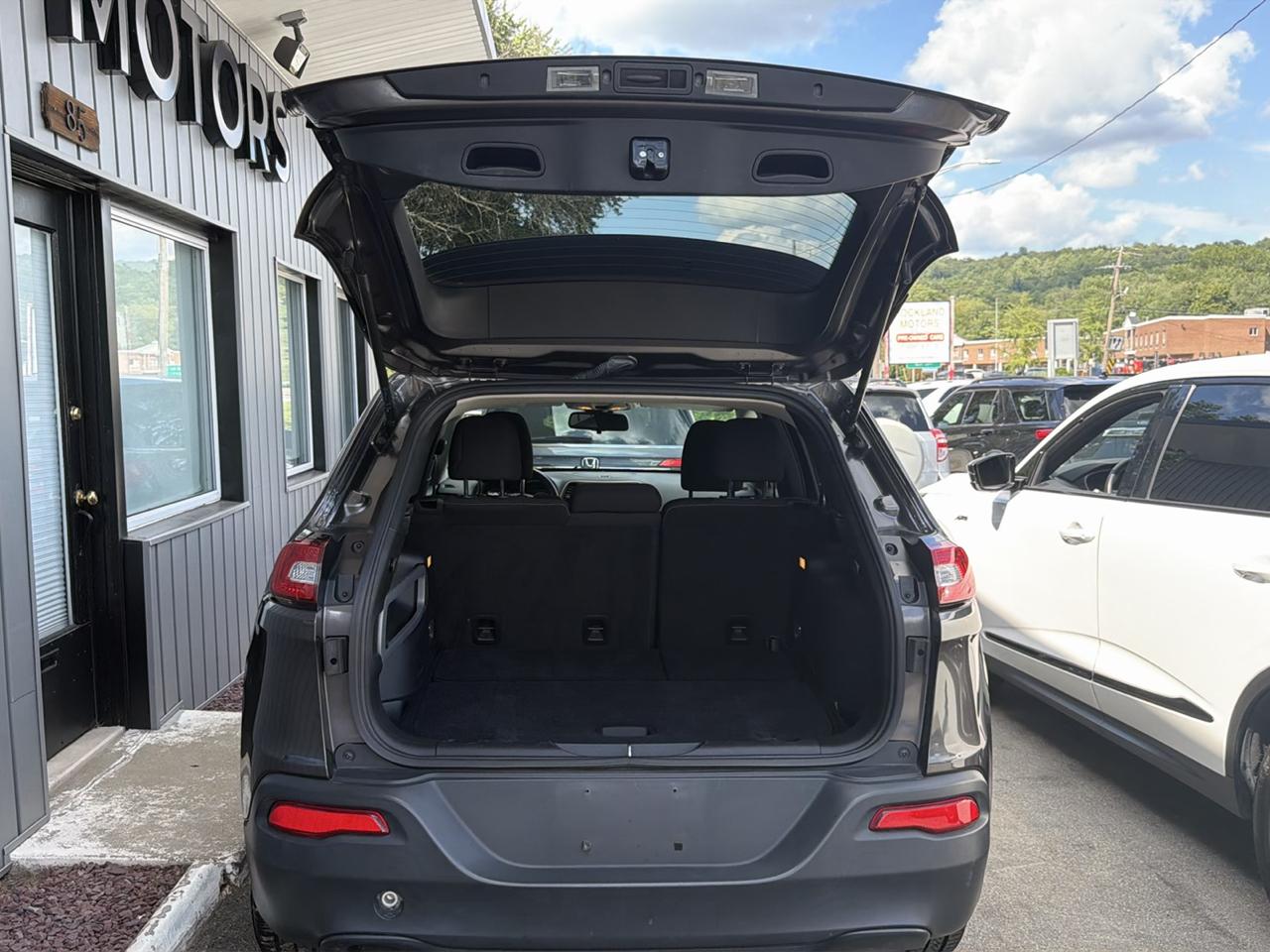 Jeep Cherokee 4WD 4dr Latitude 2016