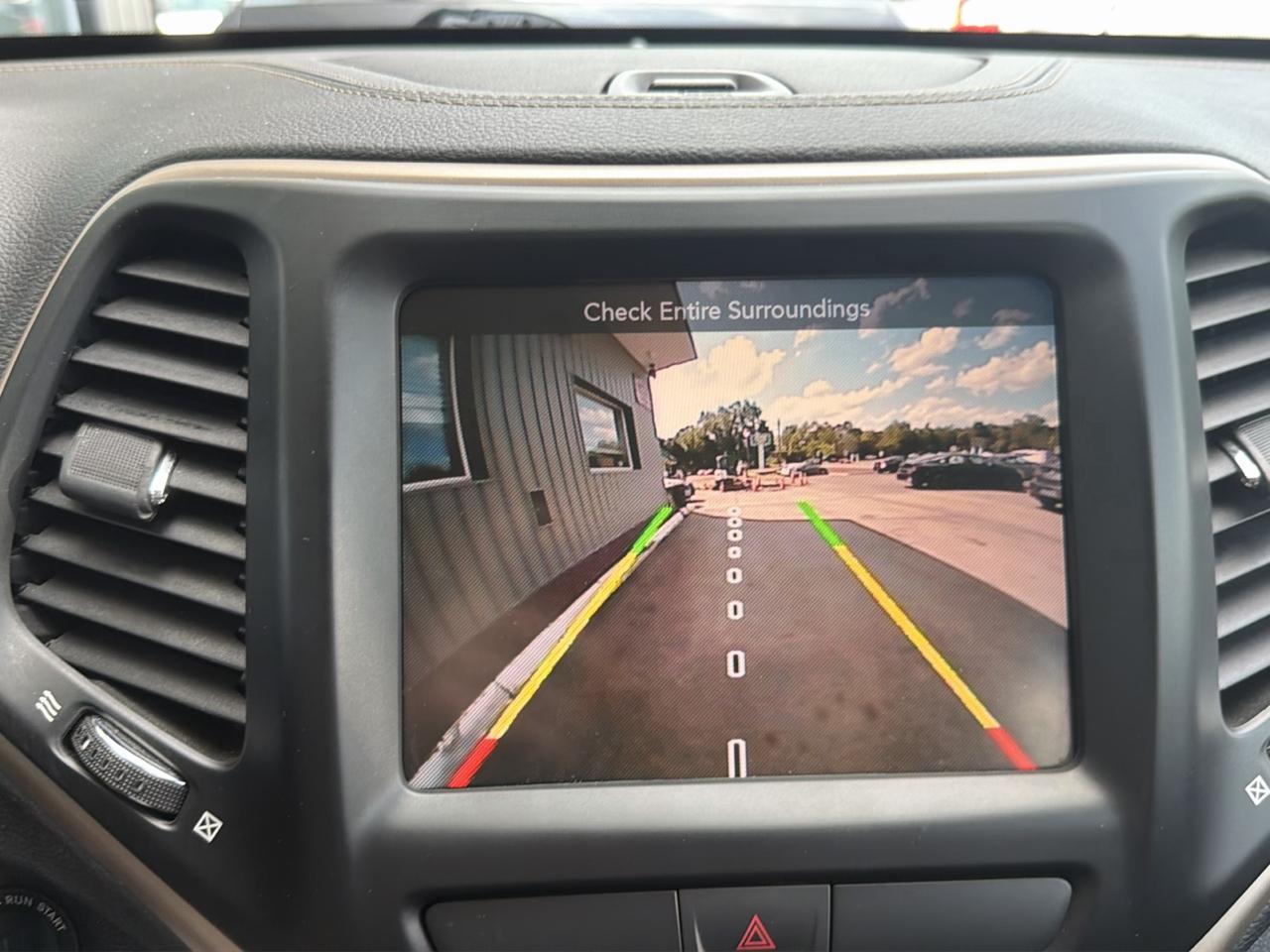 Jeep Cherokee 4WD 4dr Latitude 2016